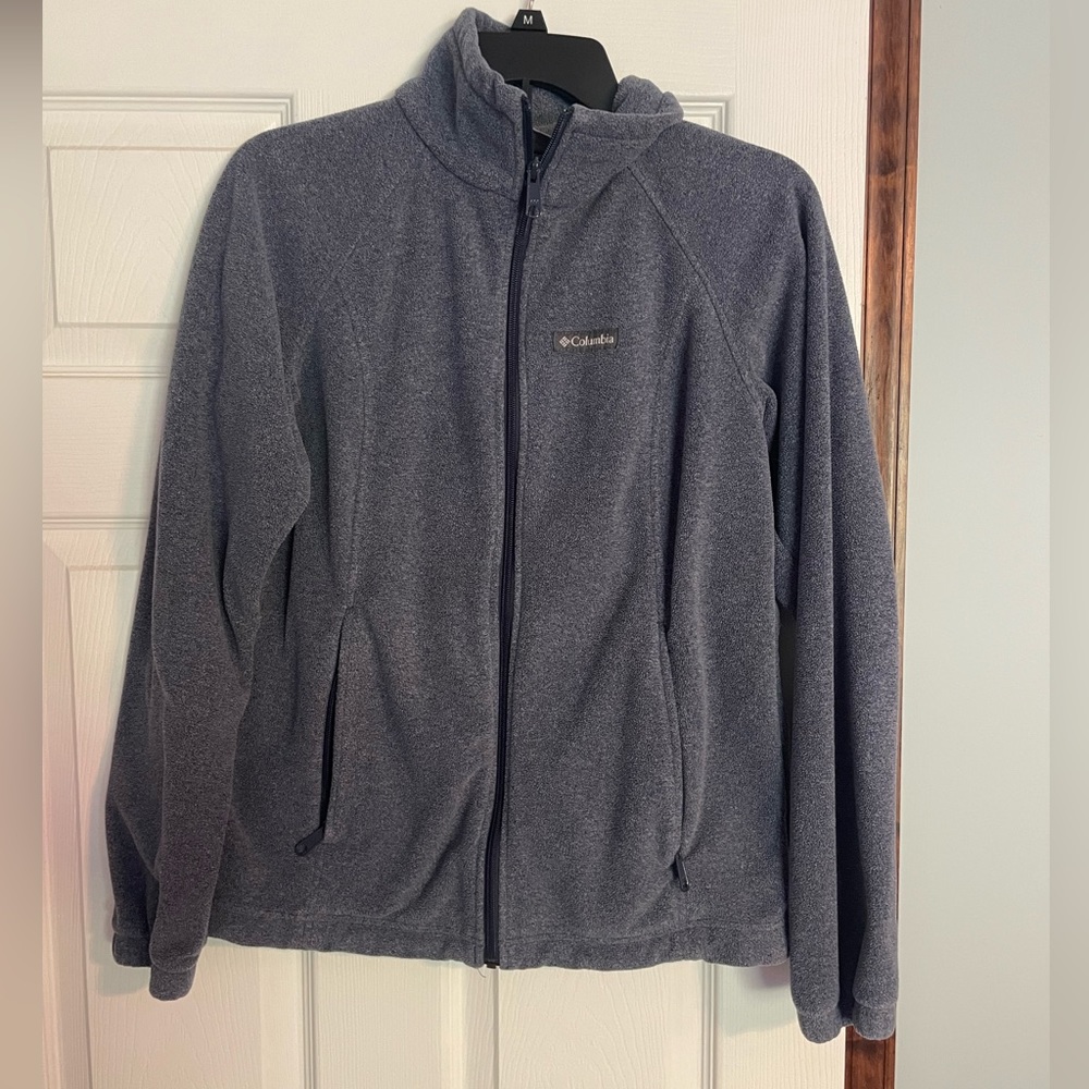 Columbia zip up size M blueish grey in color
